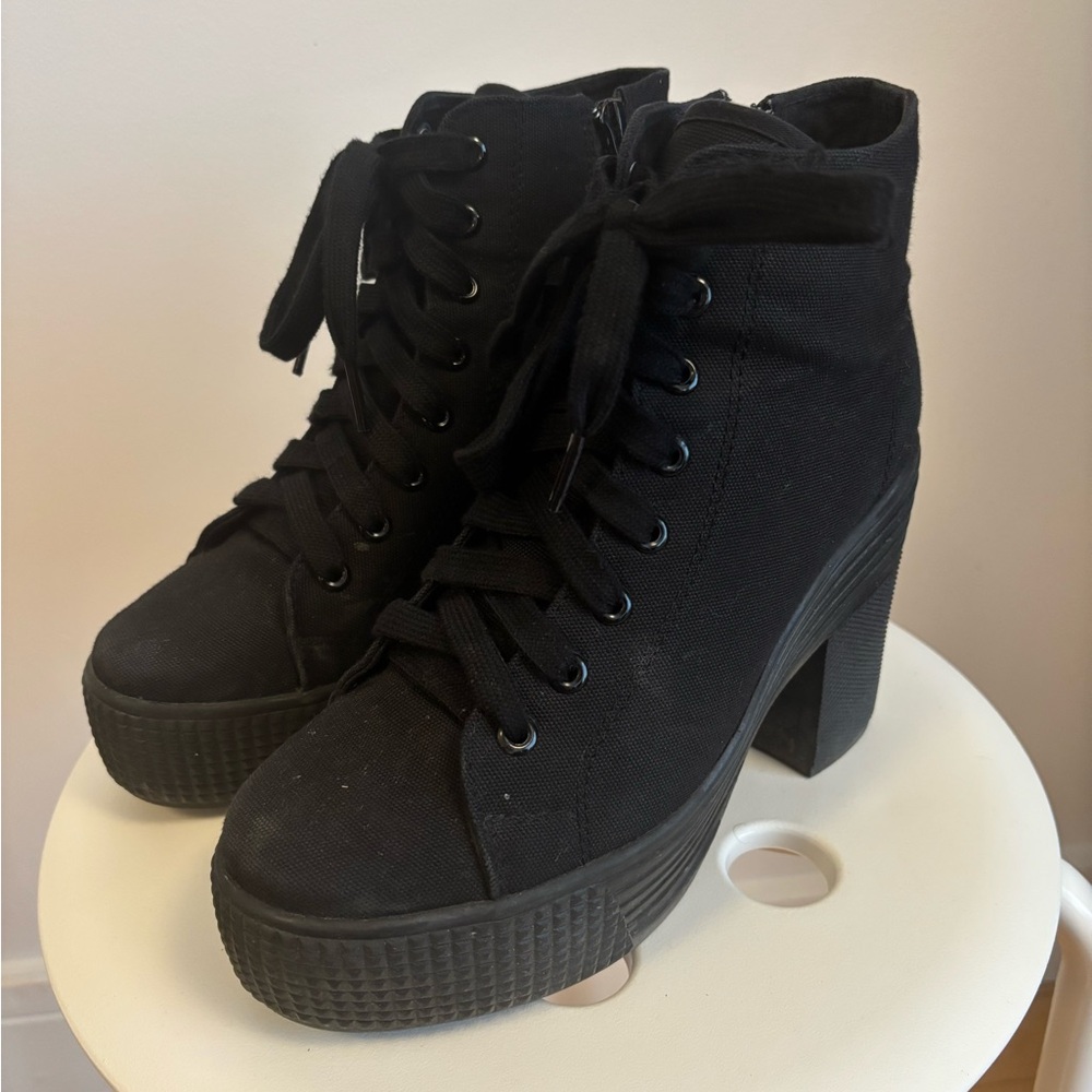 Jeffrey Campbell Replay Black Platform Sneakers Women's Size US7